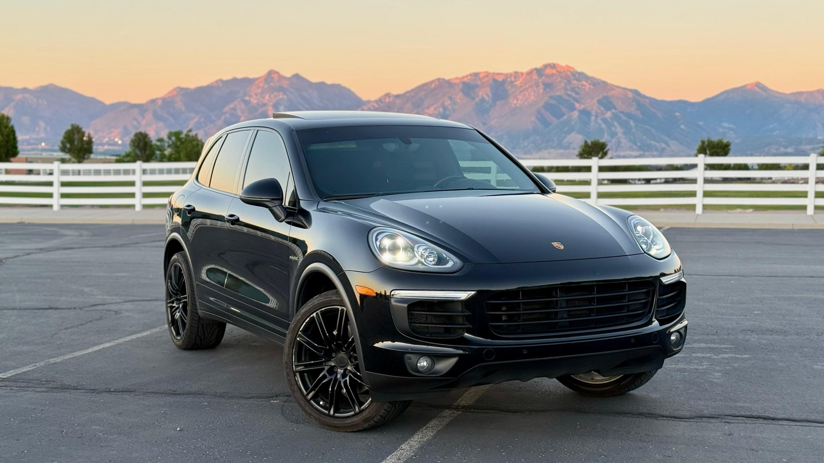 Porsche Cayenne 2016 in Jackson, WY