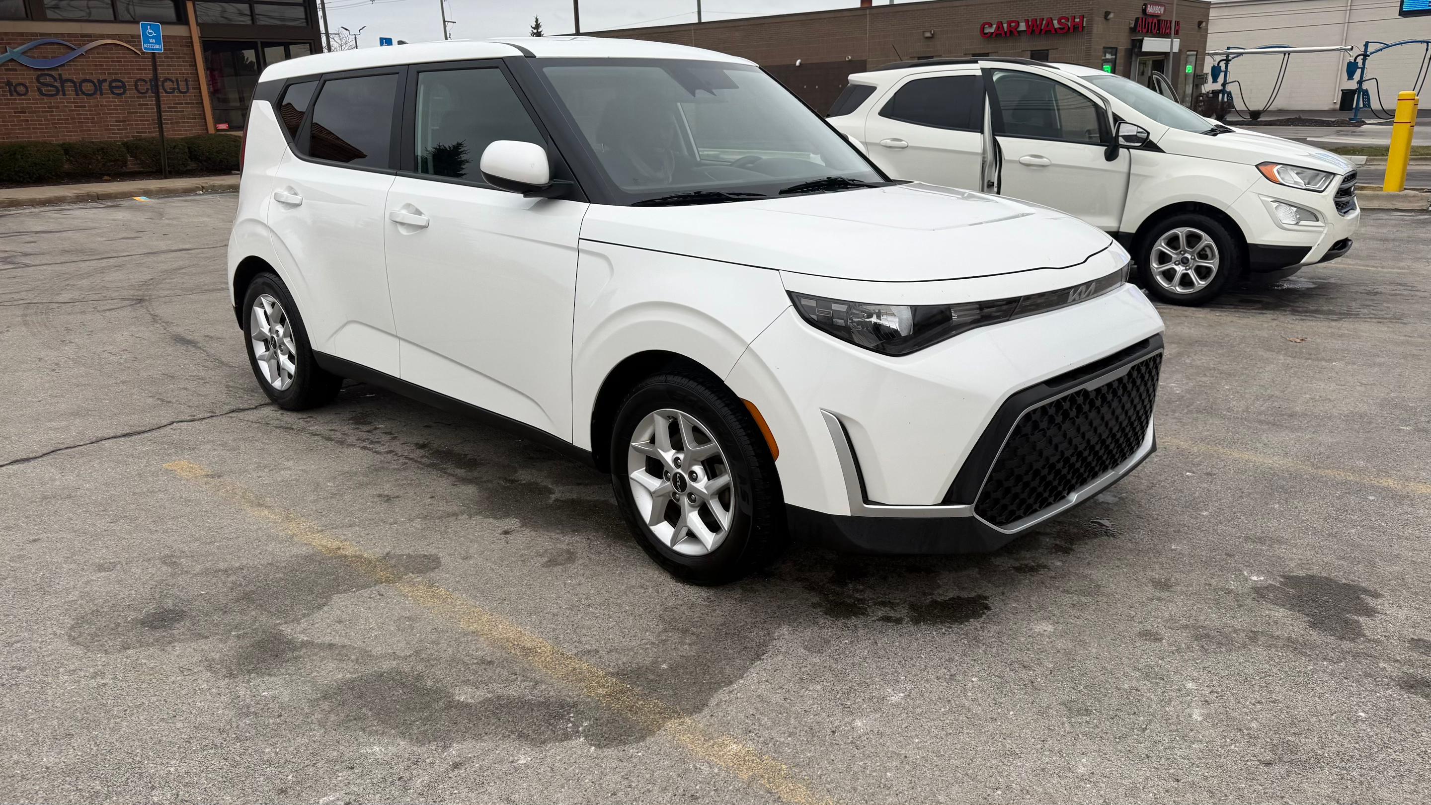 Kia Soul 2023 in Grandville, MI