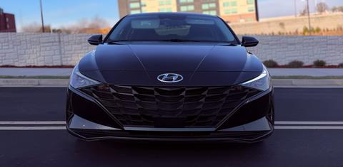Hyundai Elantra 2022