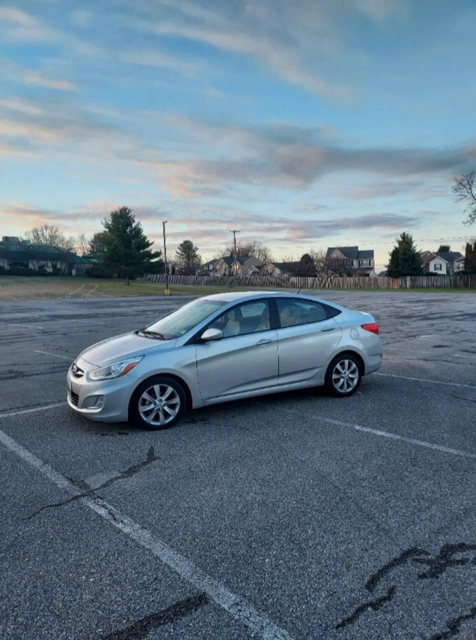 Hyundai Accent 2014 in Charlottesville, VA