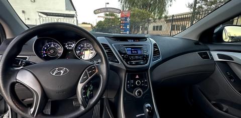 Hyundai Elantra 2014