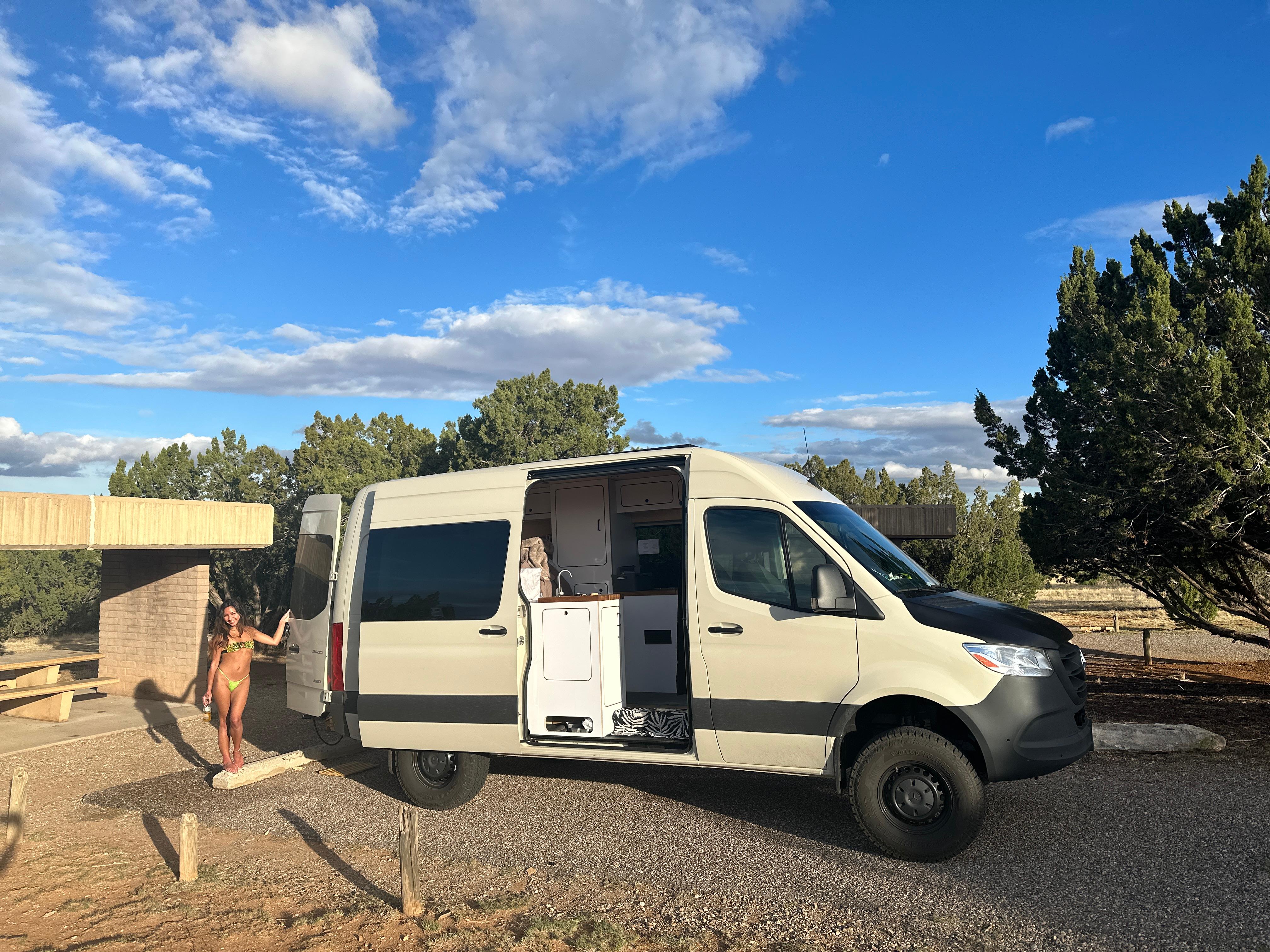 Mercedes-Benz Sprinter Crew 2023 in Palm Springs, CA
