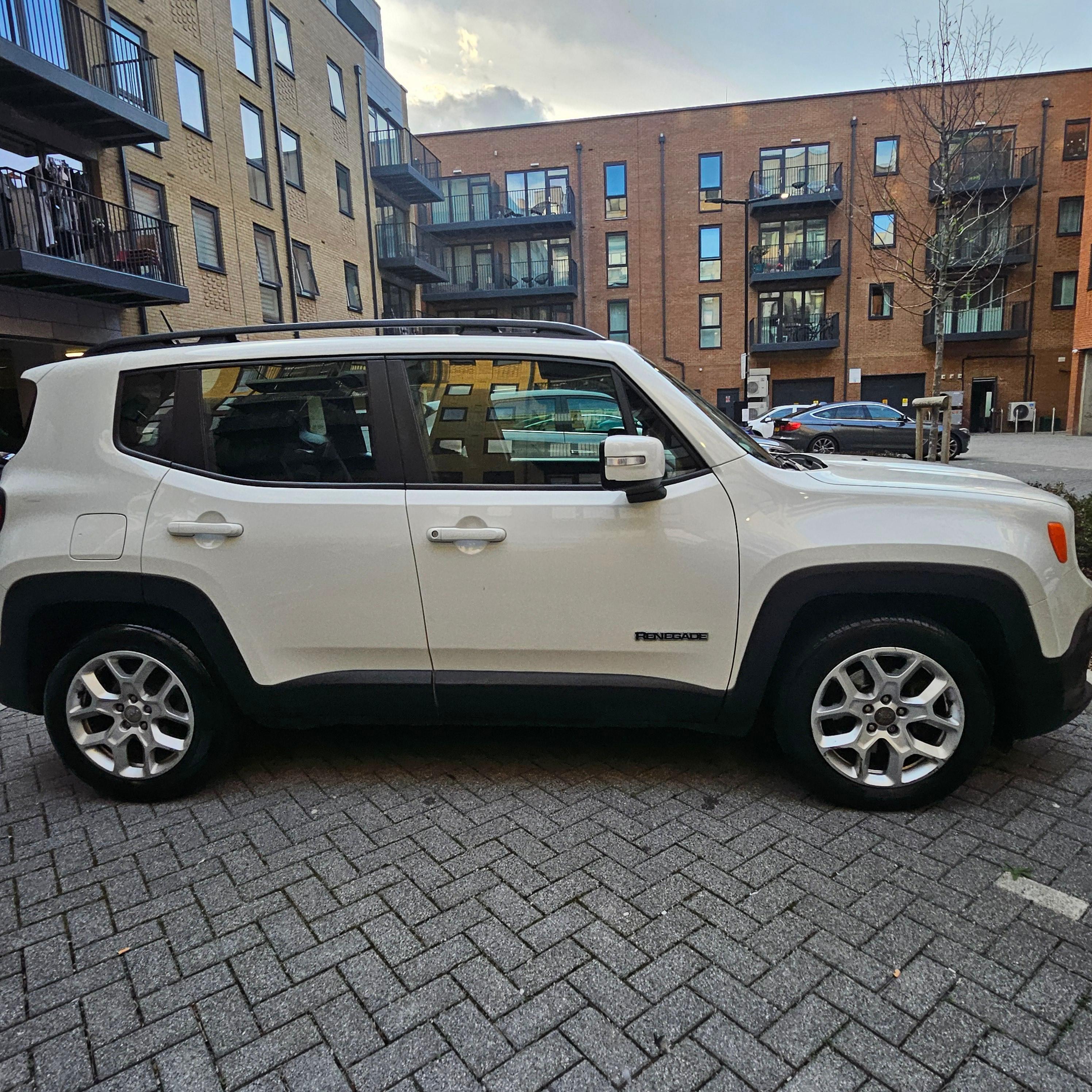 Jeep Renegade 2016 in Dartford