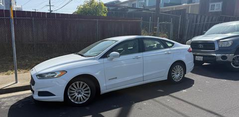 Ford Fusion Hybrid 2014