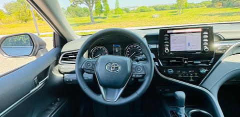 Toyota Camry 2024