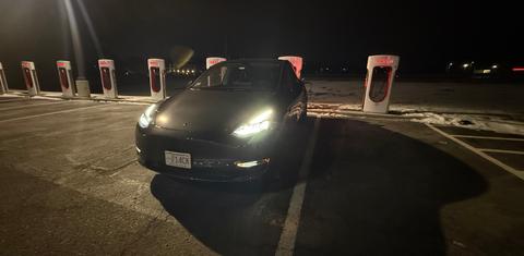 Tesla Model Y 2024