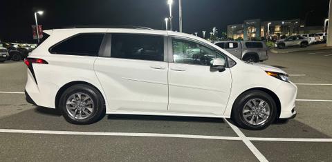 Toyota Sienna 2024