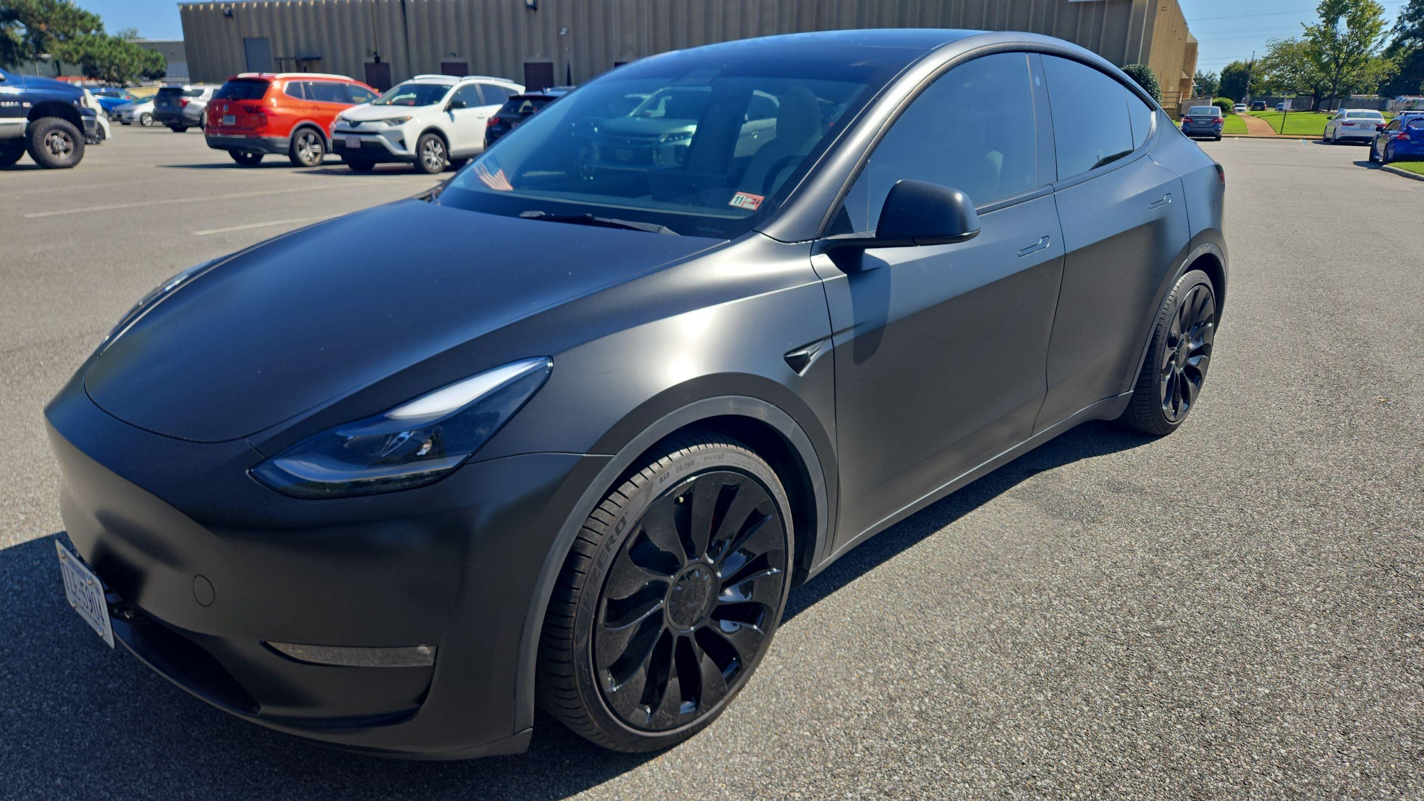 Tesla Model Y 2022 in 