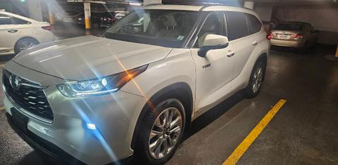 Toyota Highlander Hybrid 2021