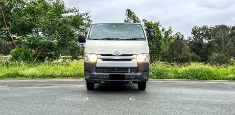Toyota HIACE 2014