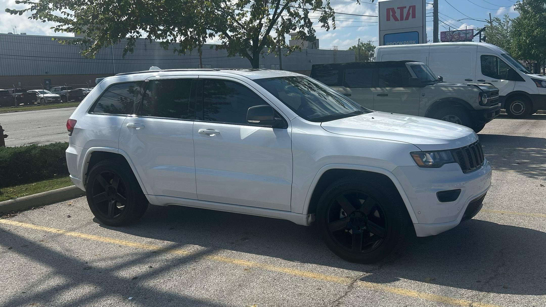 Jeep Grand Cherokee 2021 in Cleveland, OH