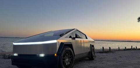 Tesla Cybertruck 2024