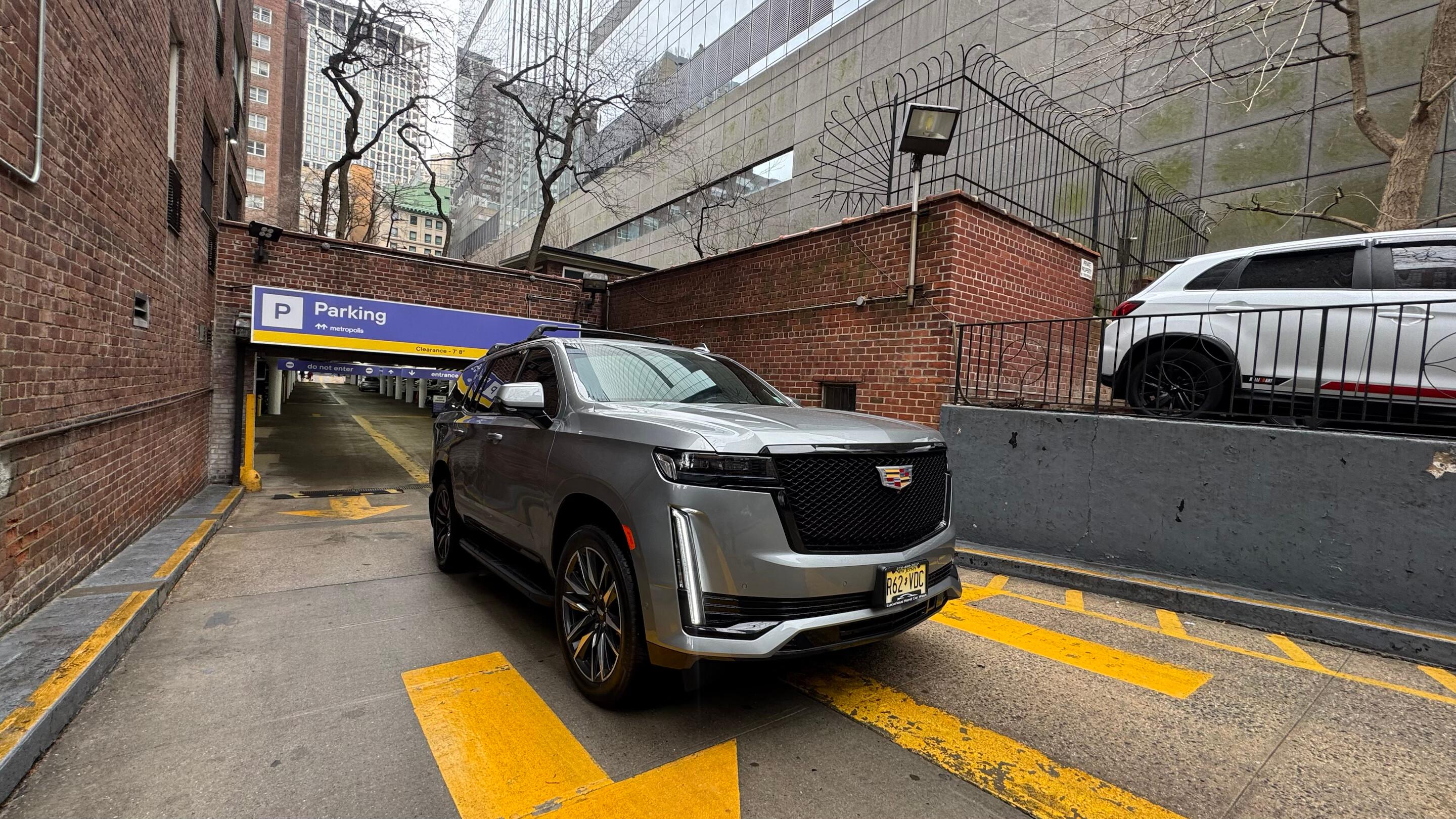 Cadillac Escalade 2023 in Lodi, NJ