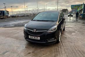 Vauxhall Zafira Tourer 2017 in Edinburgh