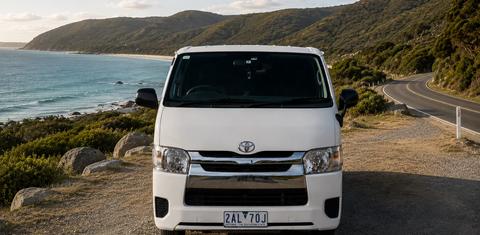 Toyota HIACE 2015