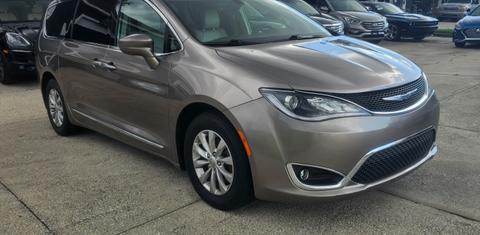 Chrysler Pacifica 2018