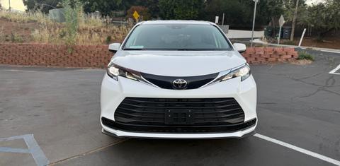 Toyota Sienna 2026