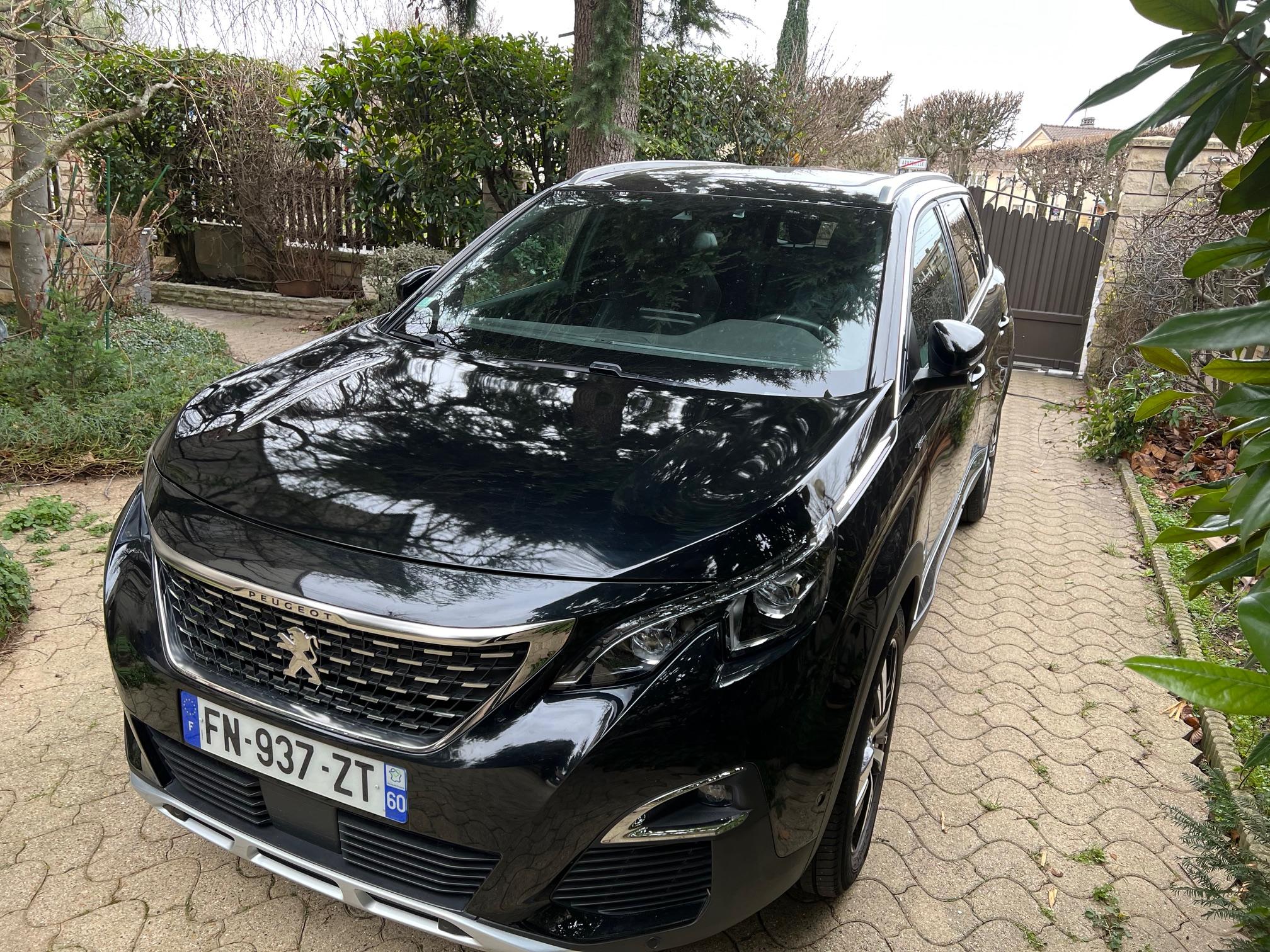 Peugeot 5008 2020 in Ajaccio