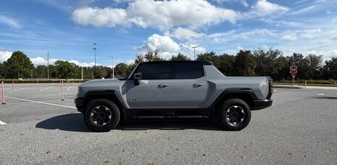 GMC HUMMER EV 2024