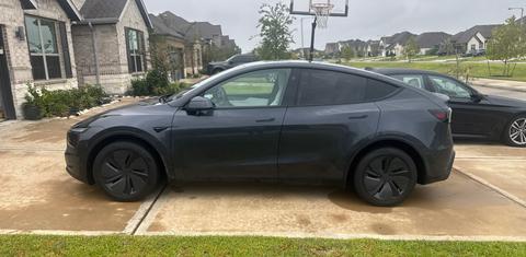 Tesla Model Y 2026