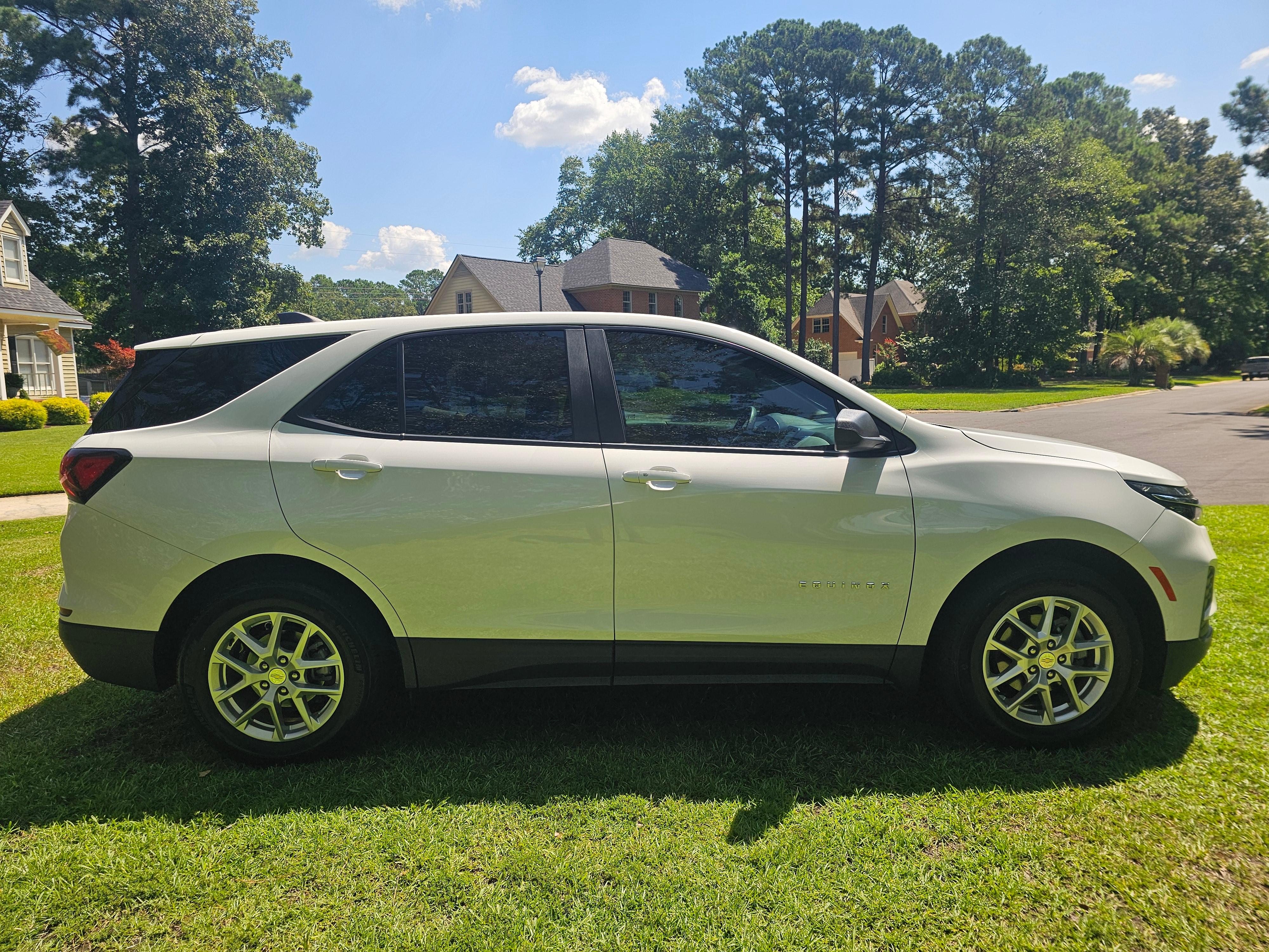 Chevrolet Equinox 2023 in Florence, SC