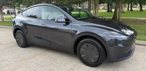 Tesla Model Y 2026
