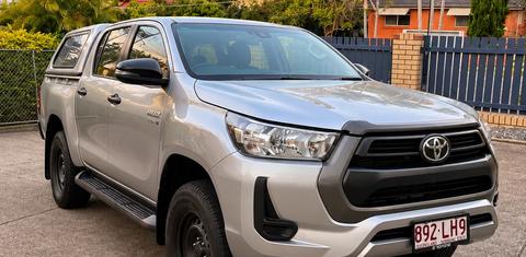 Toyota HILUX 2021
