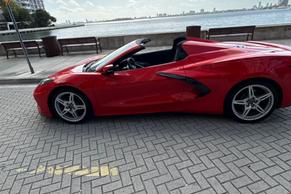 Chevrolet Corvette 2023 in Miami