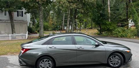Hyundai Elantra Hybrid 2024
