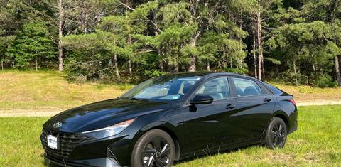 Hyundai Elantra 2021