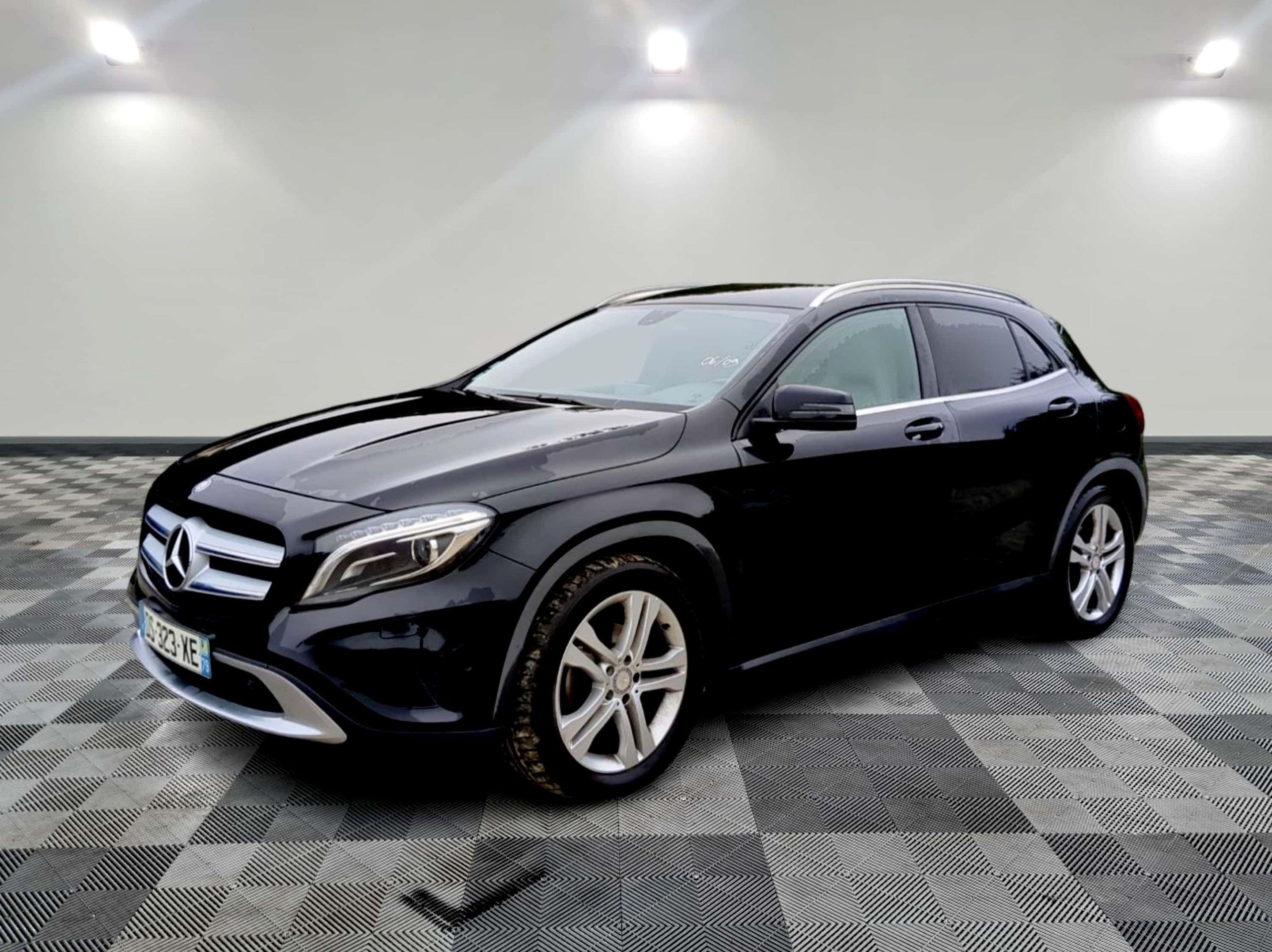 Mercedes-Benz CLASSE GLA 2015 à Joué-lès-Tours