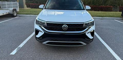 Volkswagen Taos 2022