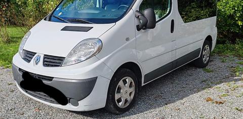 Renault TRAFIC II 2010 rental in Guemps, HAUTS-DE-FRANCE by Stéphanie C. | Turo
