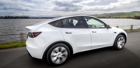 Tesla MODEL Y 2024