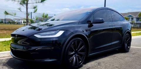 Tesla Model X 2022