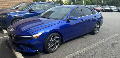 Hyundai Elantra 2025