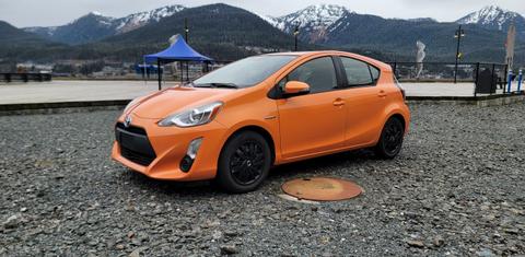 Toyota Prius c 2015