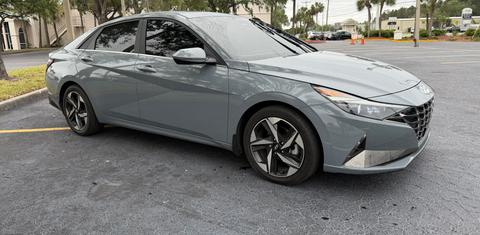 Hyundai Elantra Hybrid 2022
