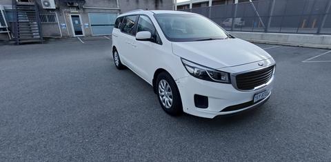 Kia CARNIVAL 2015