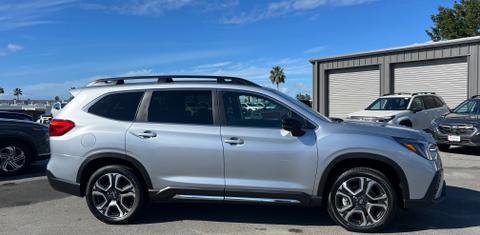Subaru Ascent 2025