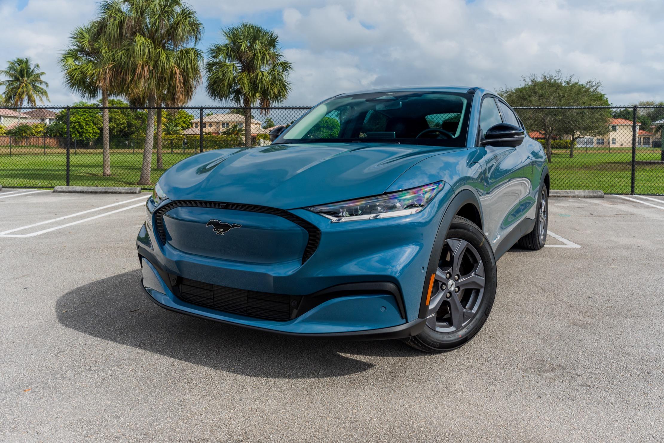 Ford Mustang Mach-E 2023 in Miami, FL