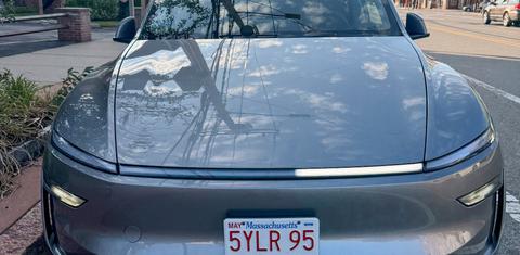 Tesla Model Y 2026