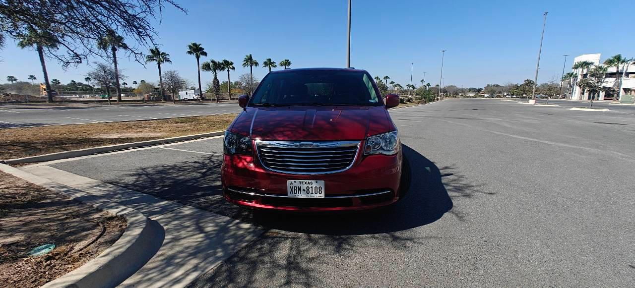 Chrysler Town & Country 2016 in 