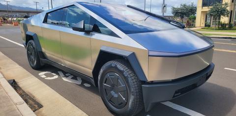 Tesla Cybertruck 2025