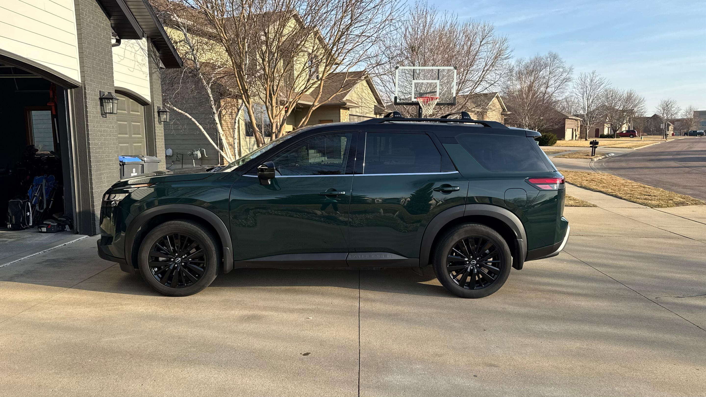 Nissan Pathfinder 2023 in Sioux Falls, SD