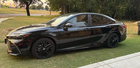 Toyota Camry Hybrid 2025
