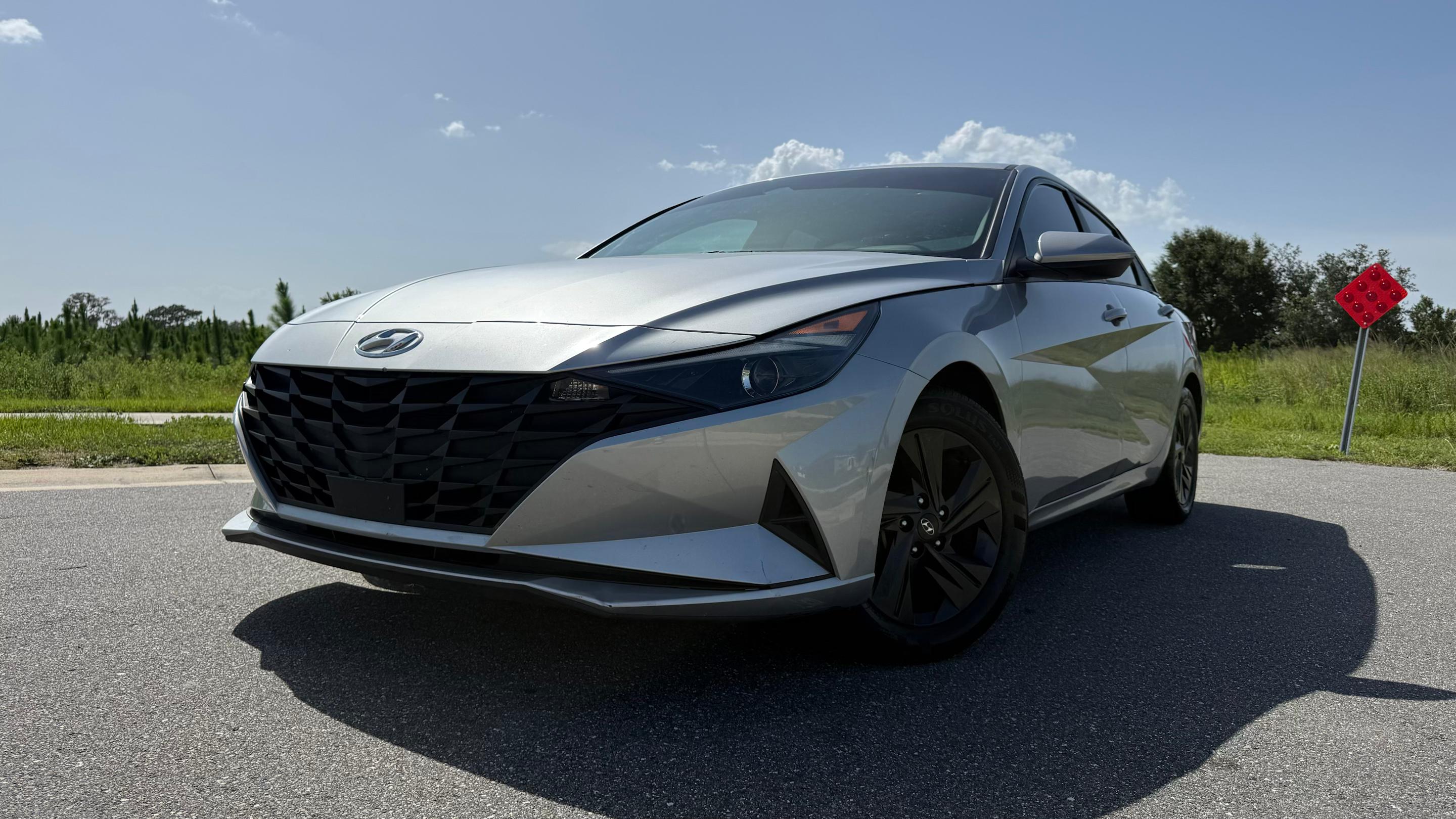 Hyundai Elantra 2022 in Davenport, FL