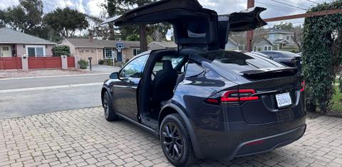 Tesla Model X 2024