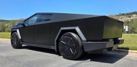 Tesla Cybertruck 2024