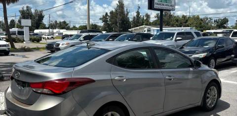 Hyundai Elantra 2016